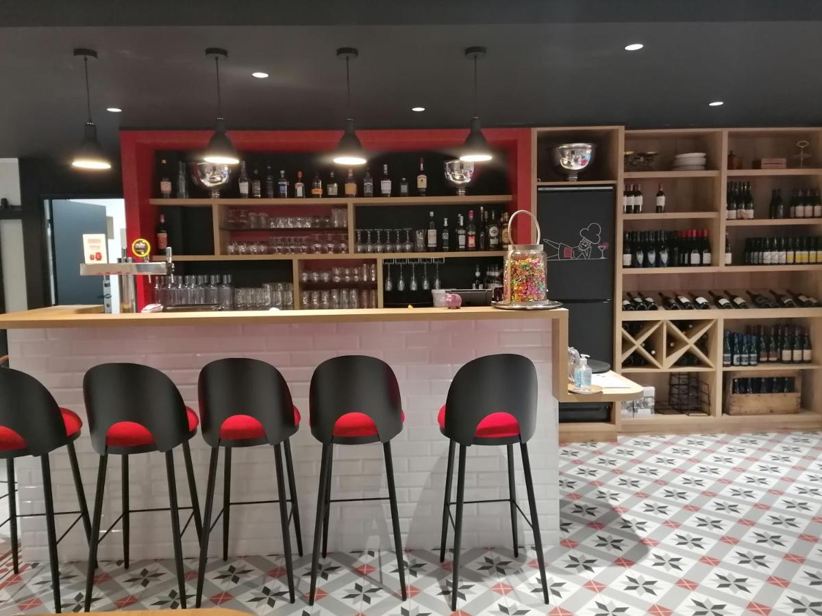 Logis Hotel Angers Sud Exterior photo